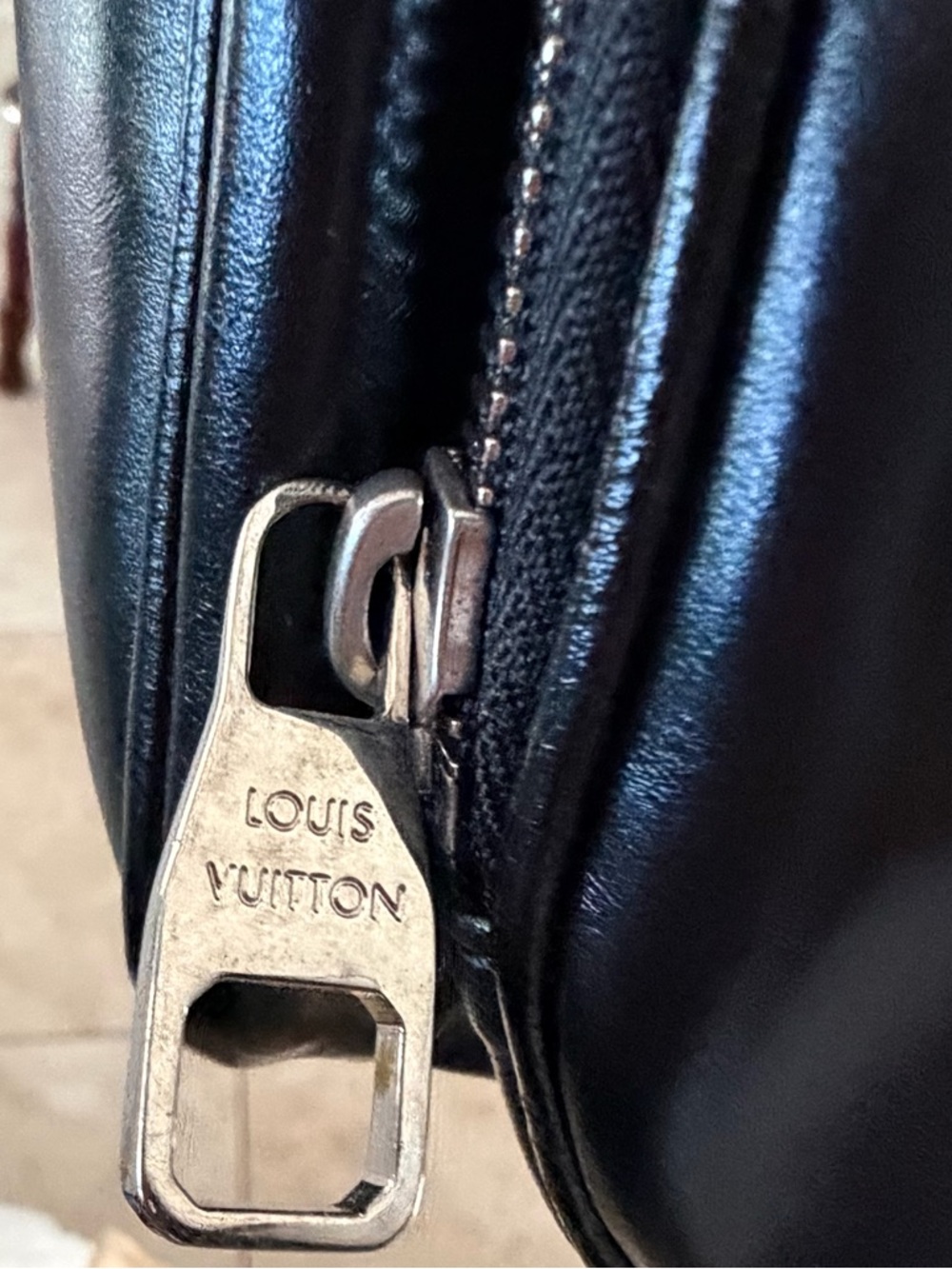 Pharrell Louis Vuitton Keepall Cargo Bandouliere 25 Leather 3 way bag like new - Picture 14 of 16